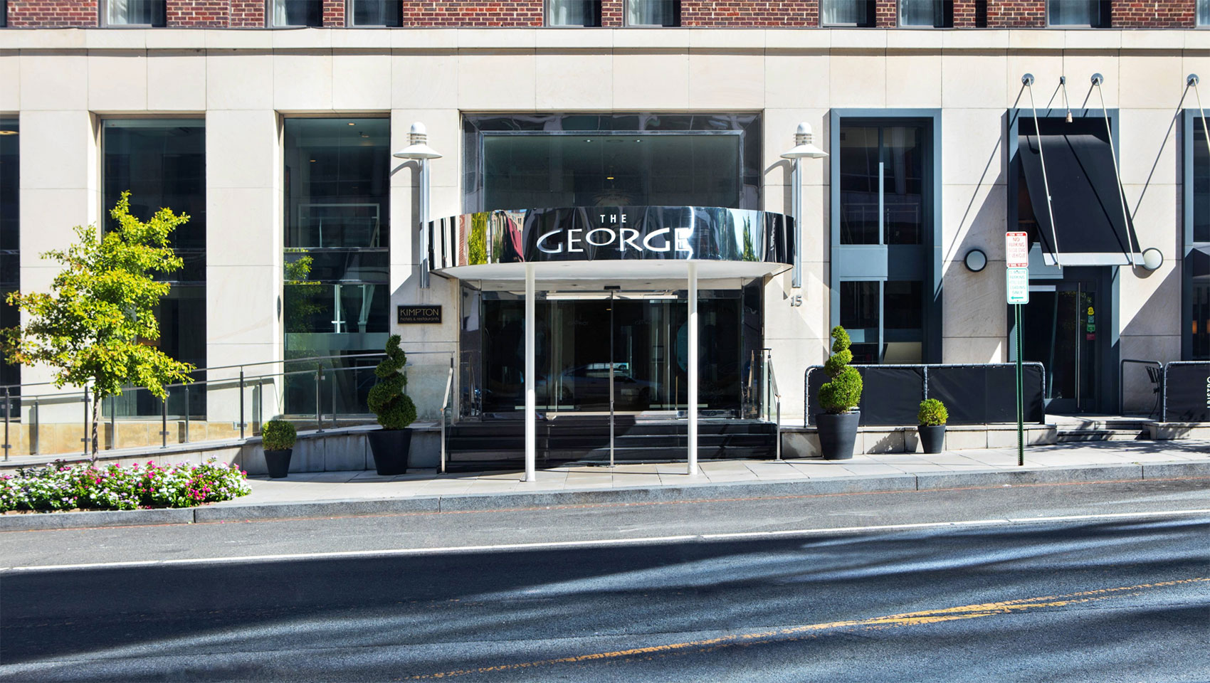Kimpton Hotel George Exterior
