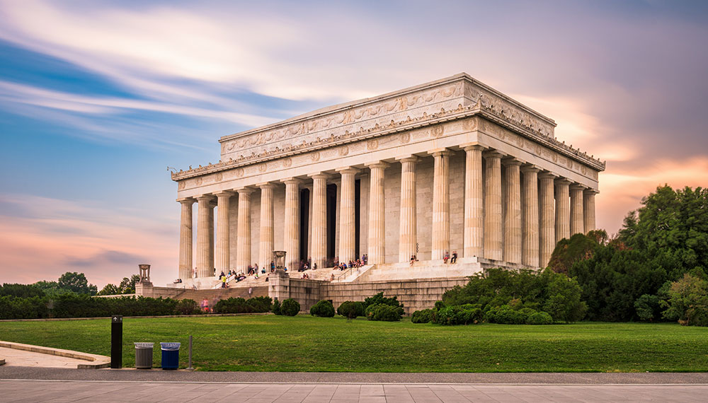 Lincoln Memorial at sunset